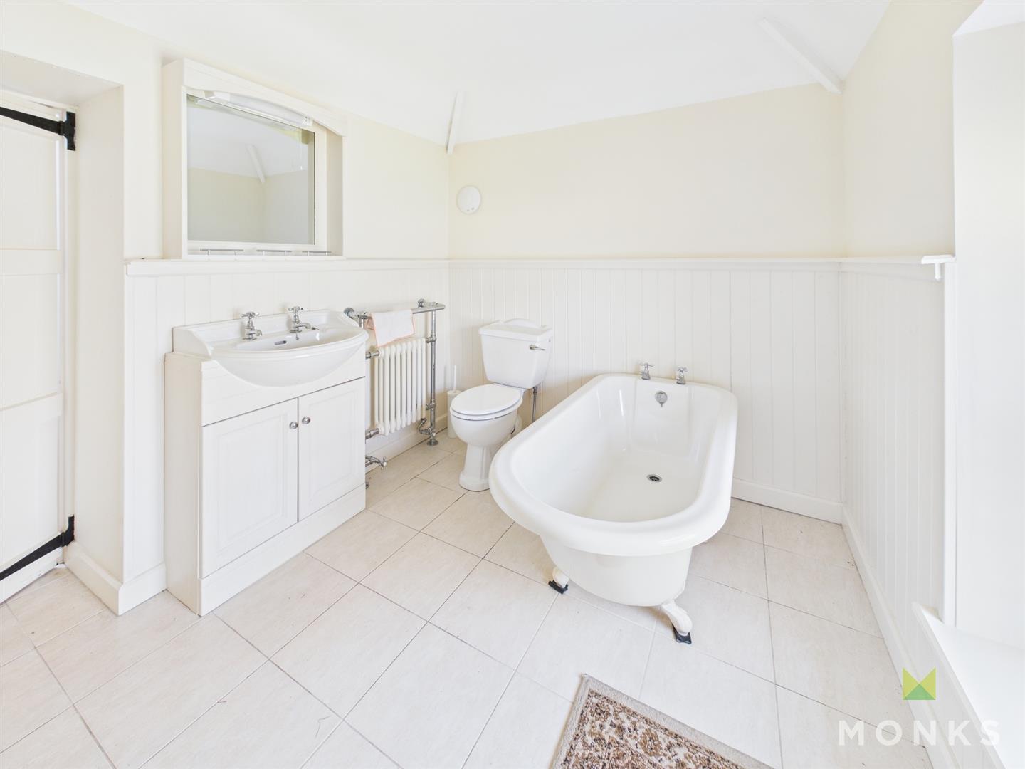 5 Oakhurst Cottage Oakhurst Road, Oswestry, SY10 7BY For Sale